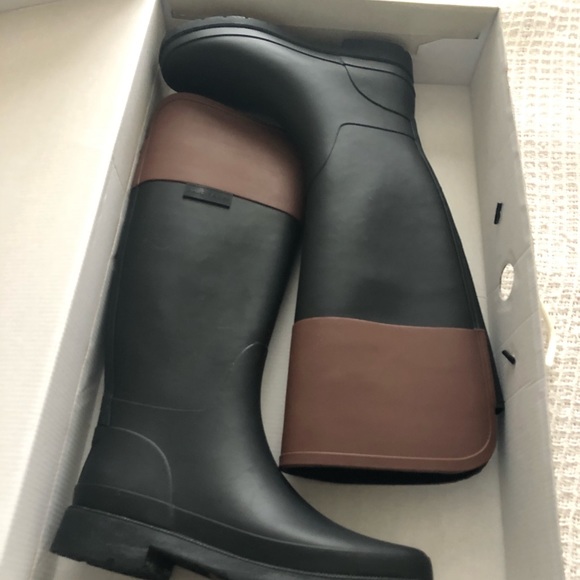Marc Fisher Shoes - Marc Fisher black/brown rain boots size 8